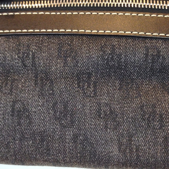 Dooney & Bourke HP65C SZ Black Melange Cotton Denim Signature Dbl Pocket Purse - Picture 8 of 14